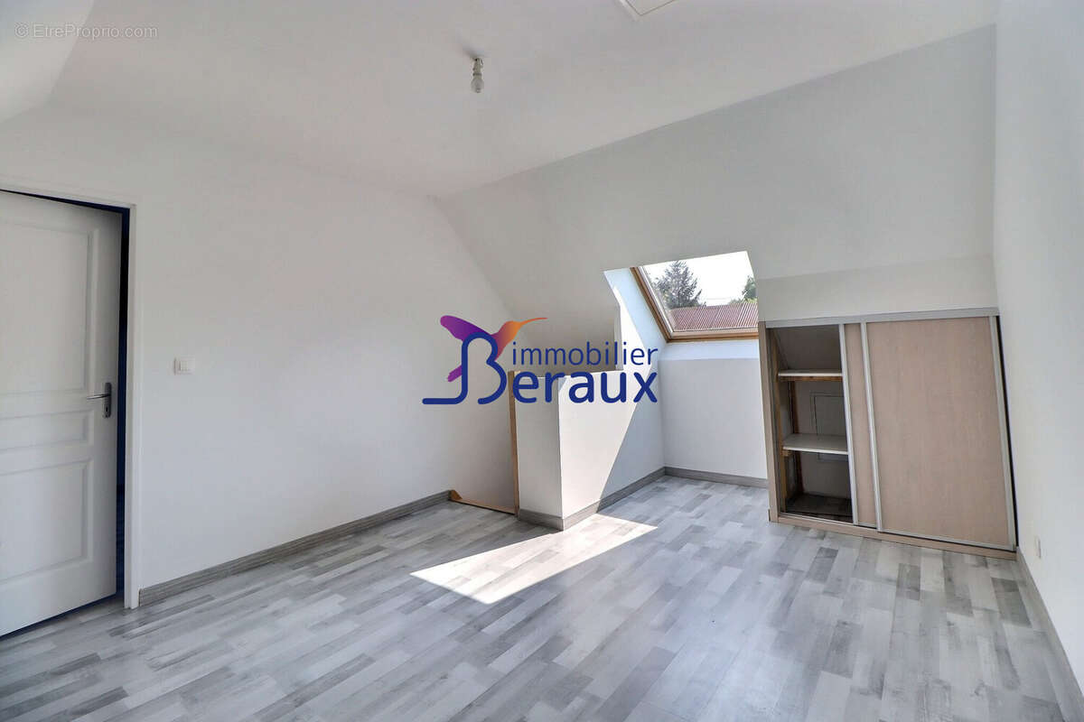 Maison 108 m² à Jumieges  - photo 9