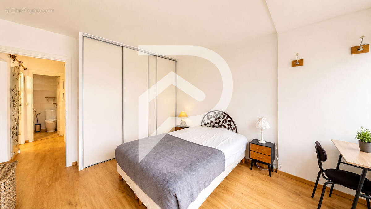 Appartement à VERNEUIL-SUR-SEINE