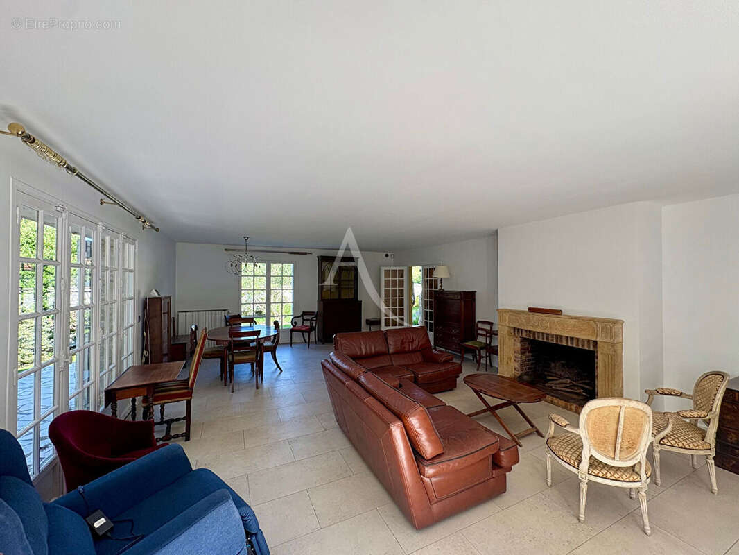 Maison à GIF-SUR-YVETTE