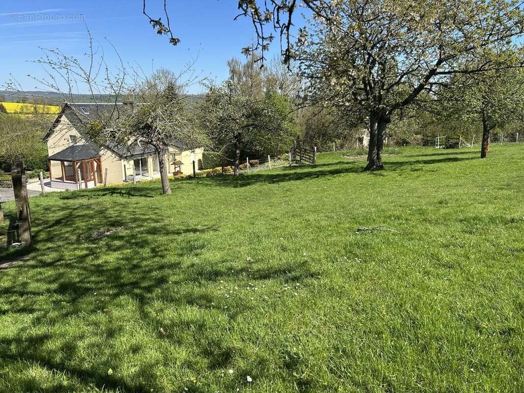 Maison à PONT-D'OUILLY