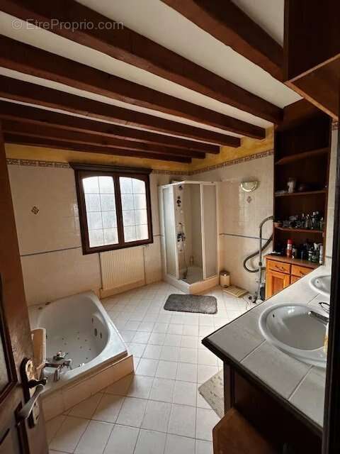 Maison à SAINT-OMER-EN-CHAUSSEE