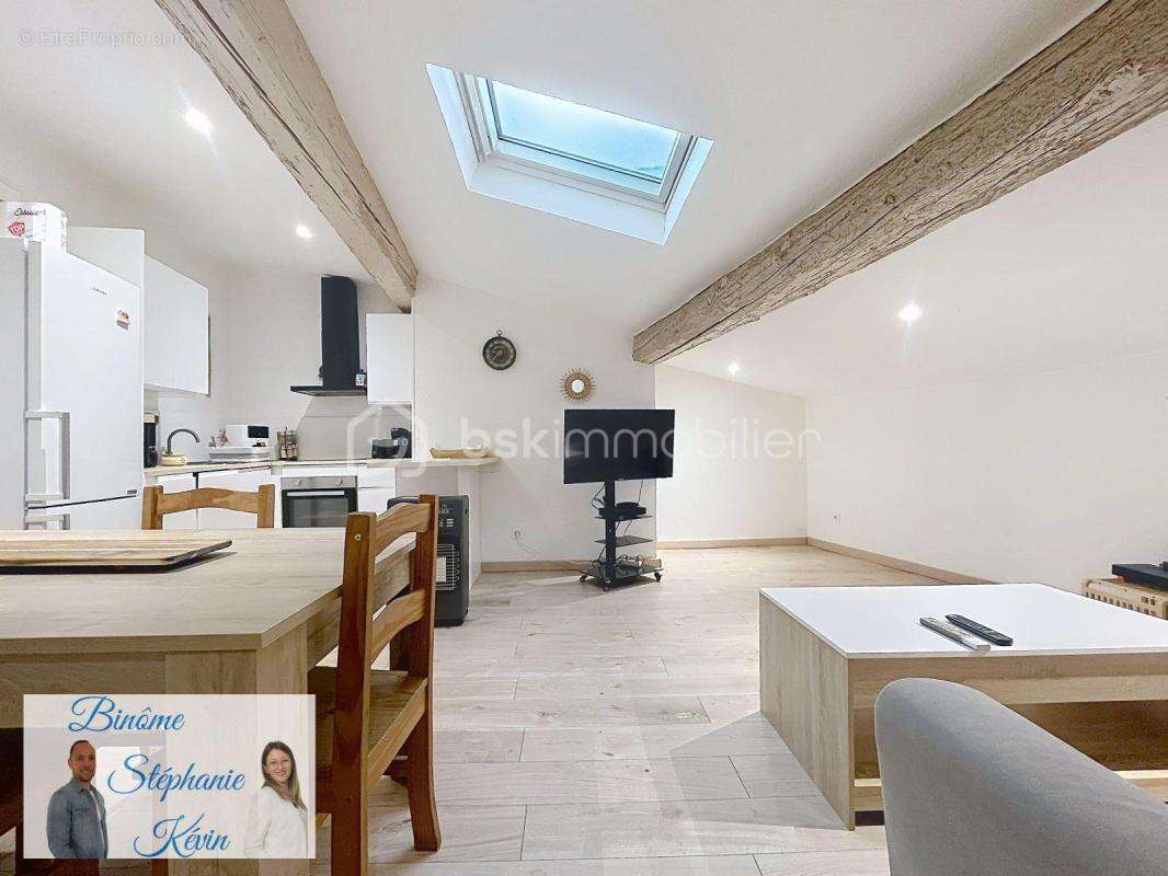 Appartement à COURNONTERRAL