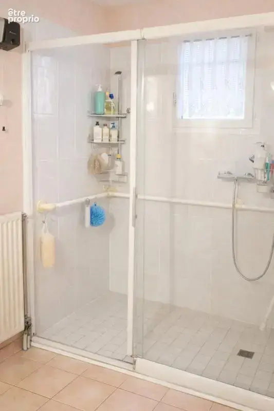 Quint-Fonsegrives: Villa plain-pied T4/5 salon/séjour, 117m² hab, véranda    et garage, sur terrain  arboré - photo 13