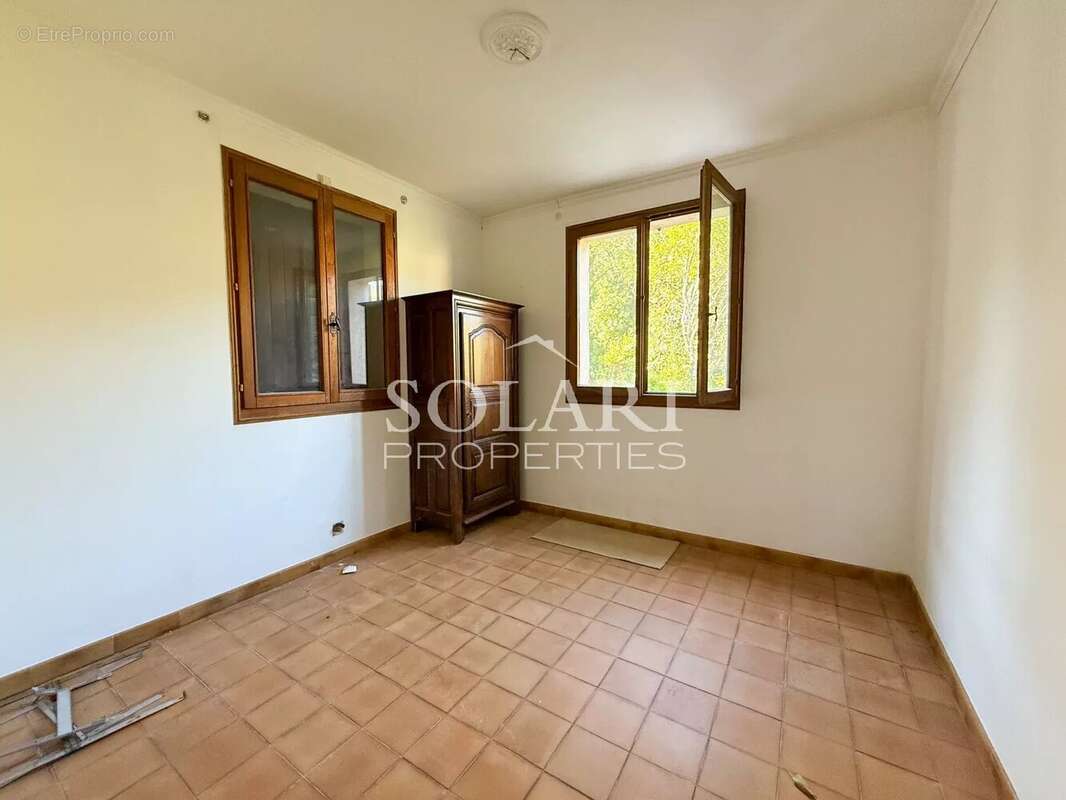 Maison à MANDELIEU-LA-NAPOULE