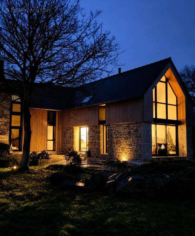 Maison de 7 pièces de 184 m² à Gurunhuel - photo 28