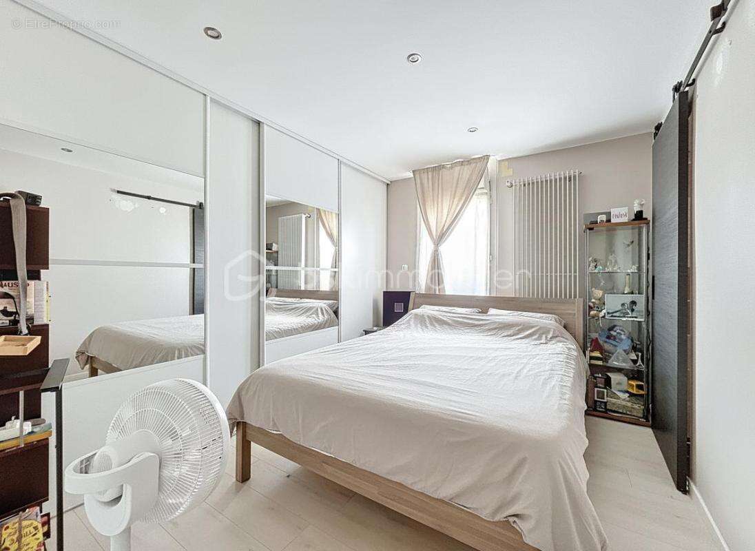 Maison à BONNEUIL-SUR-MARNE