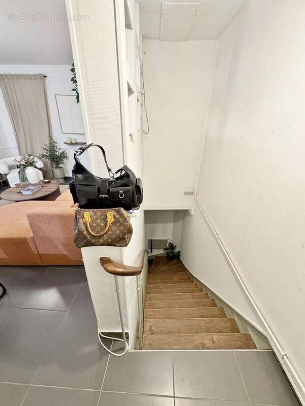 Appartement à SAINT-MAUR-DES-FOSSES