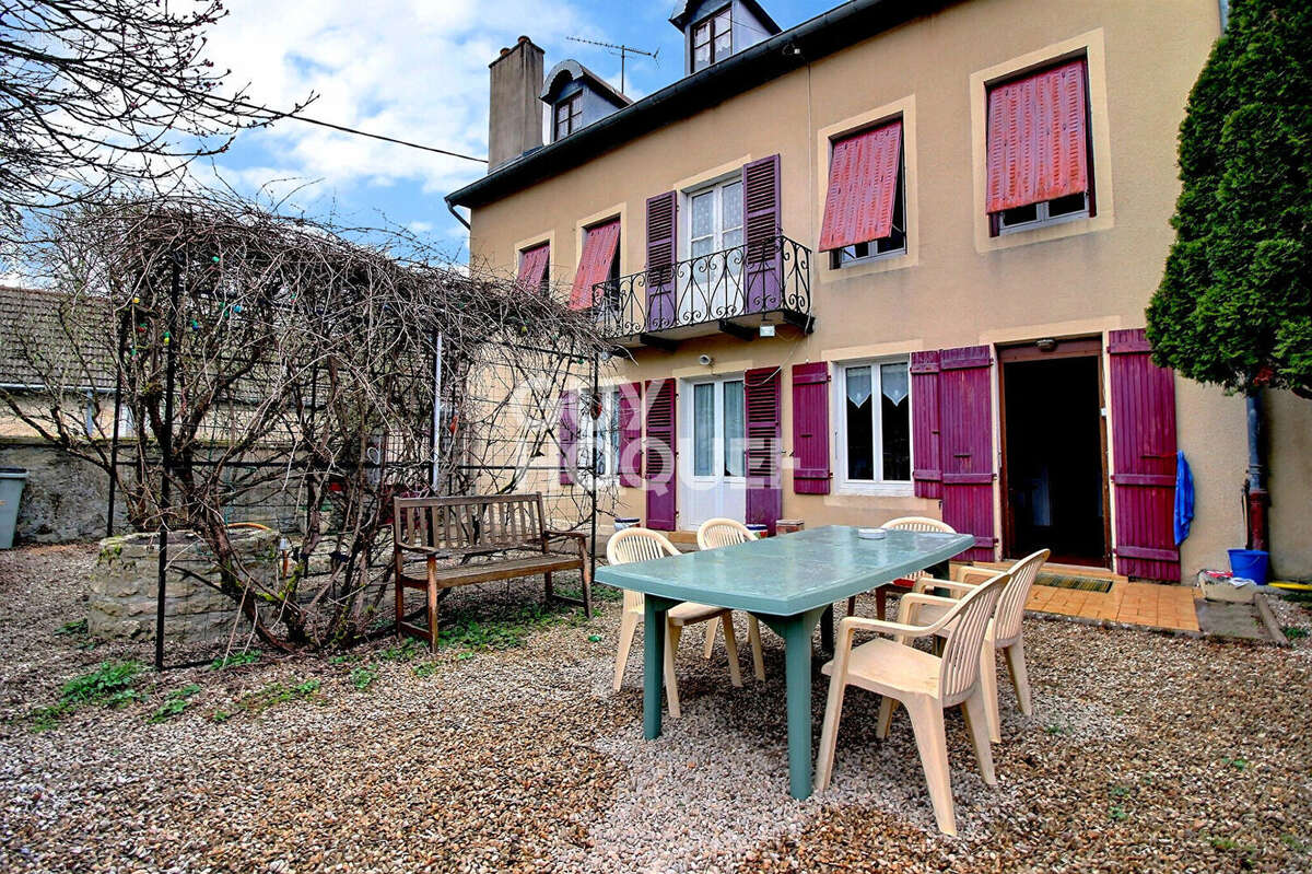 Maison à FRAISANS