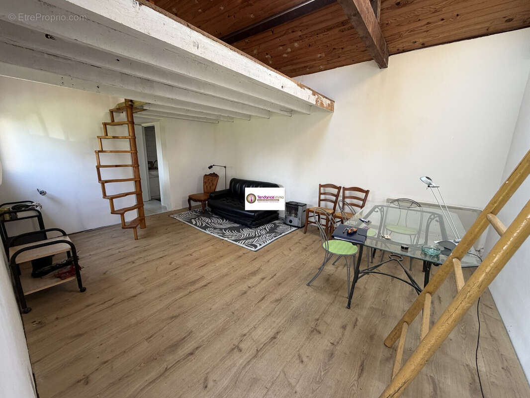 Maison à LE MELE-SUR-SARTHE