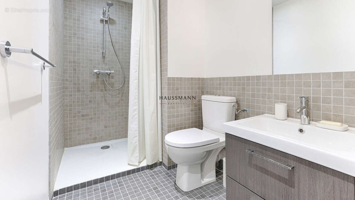 Appartement à PARIS-7E