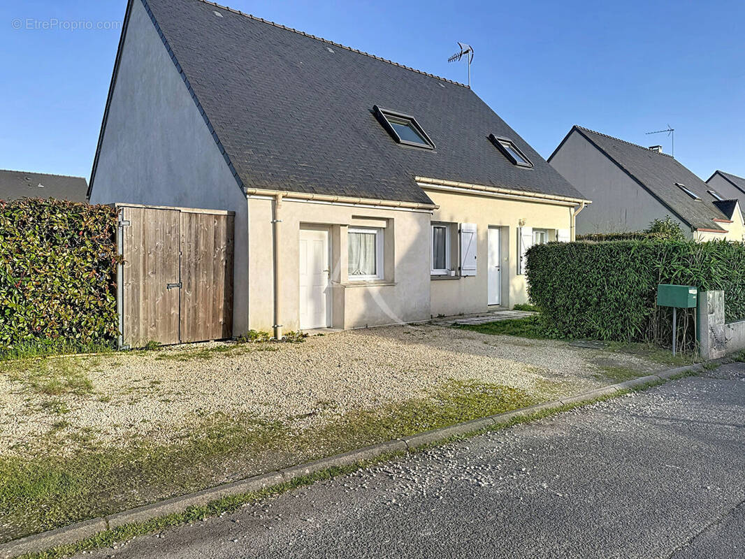 Maison à SAINT-MATHURIN-SUR-LOIRE