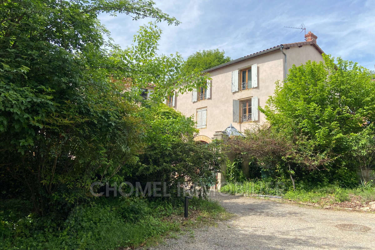 Maison à RILLIEUX-LA-PAPE