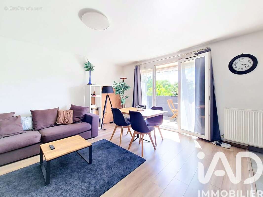 Photo 4 - Appartement à CHOISY-LE-ROI