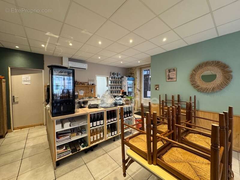 Appartement à SAINT-HONORE-LES-BAINS