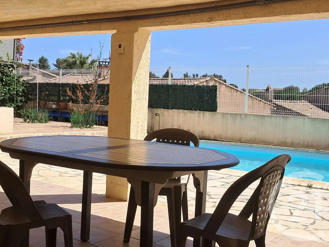 Maison 185 m² à Saint-Jean-De-Vedas  - photo 19