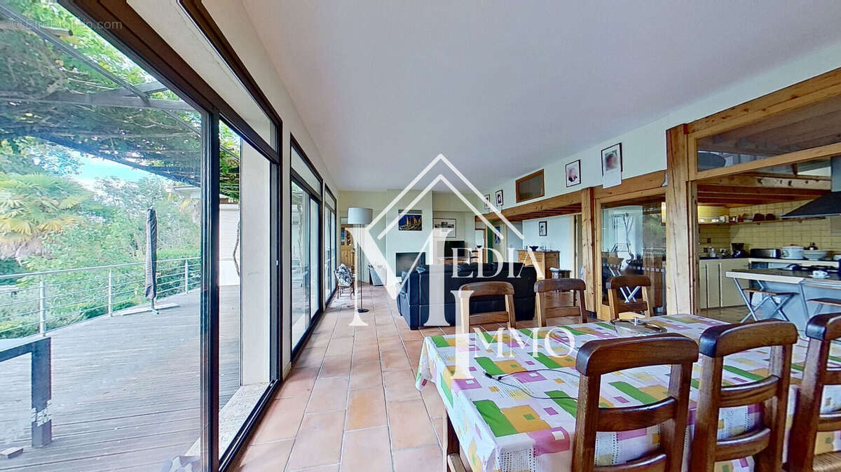 Appartement à JURANCON