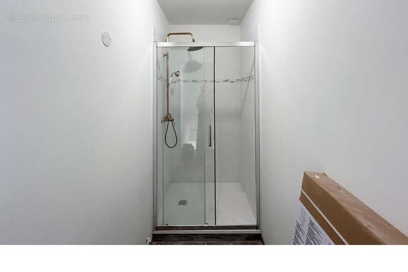 Maison à GREZIEU-LA-VARENNE