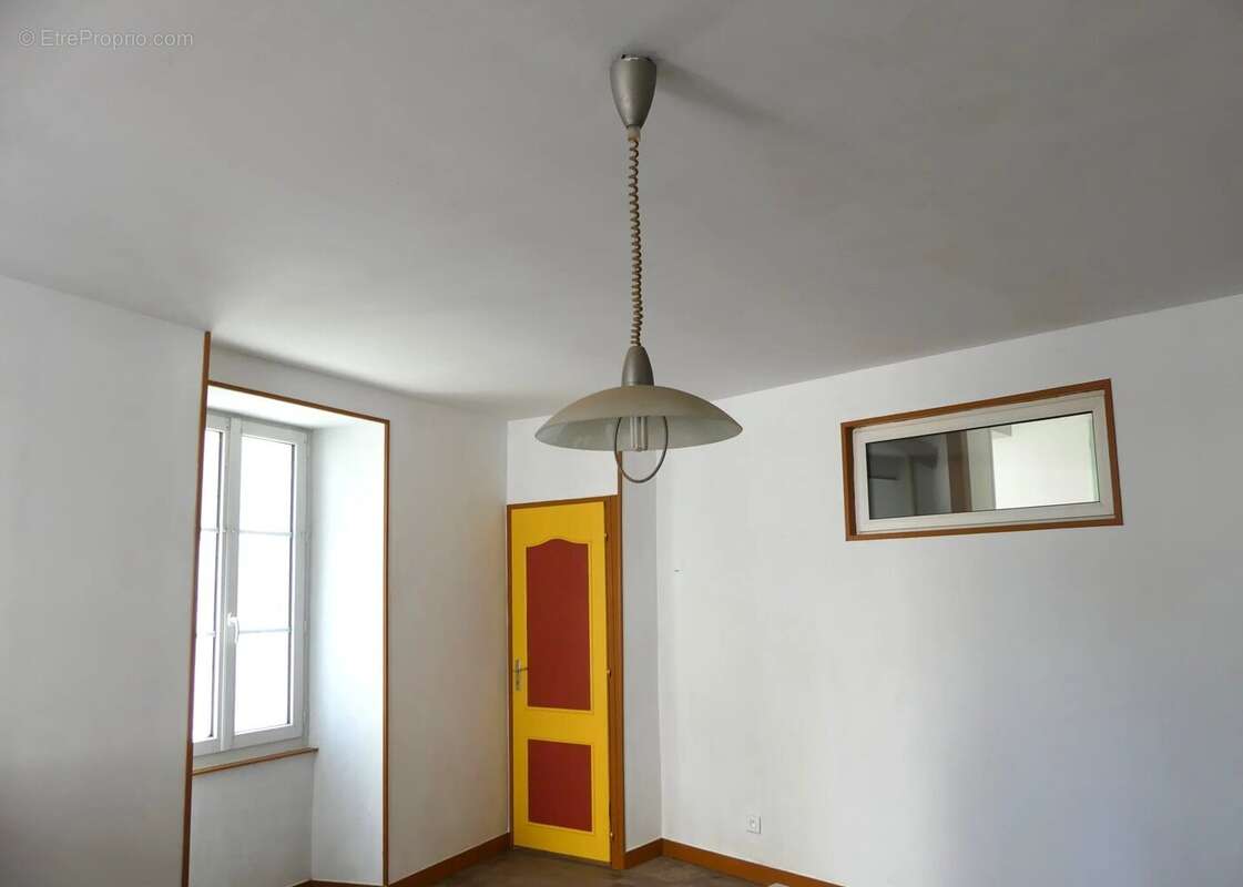 Maison à CHEF-BOUTONNE