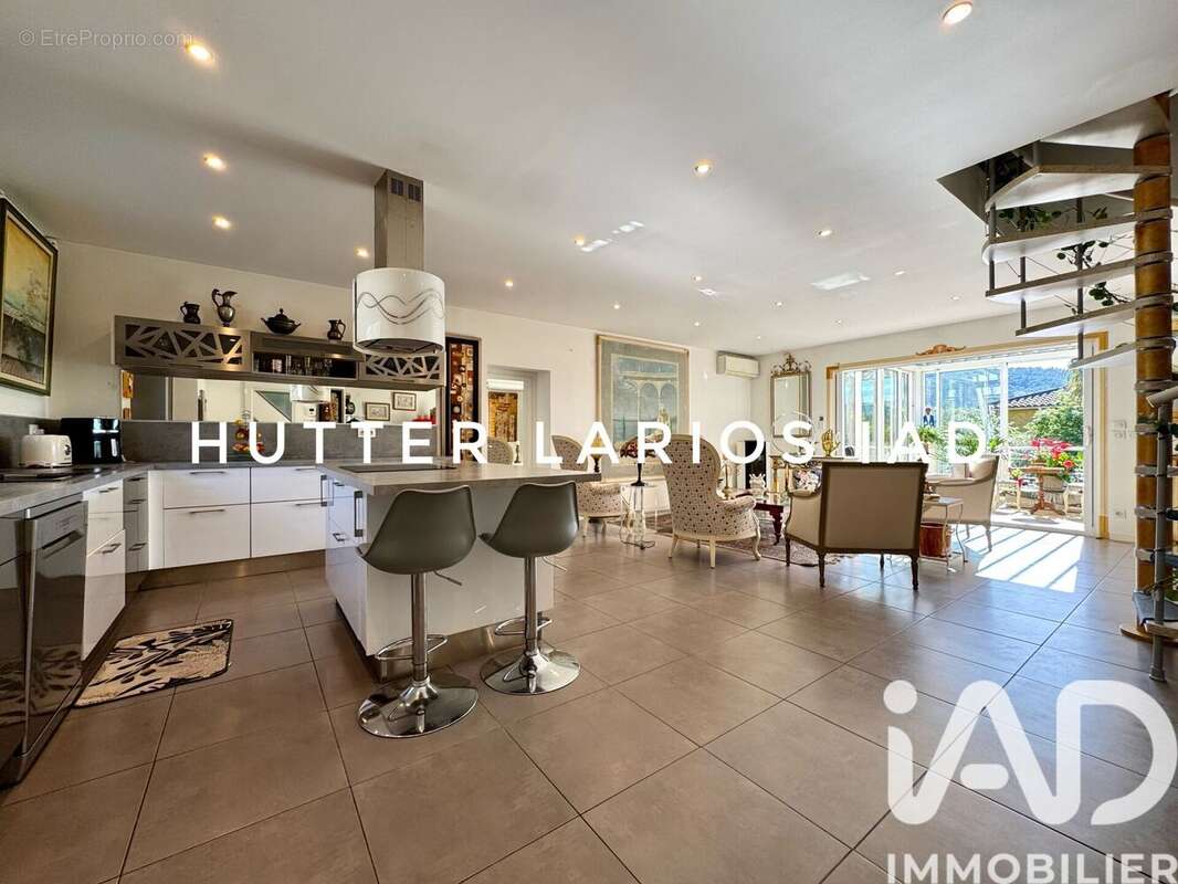 Photo 3 - Maison à LA CRAU