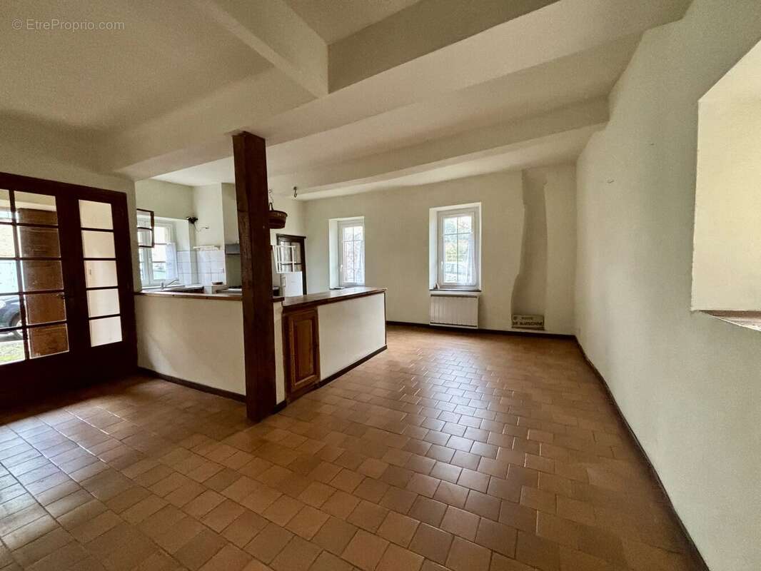 Maison à CAUNES-MINERVOIS