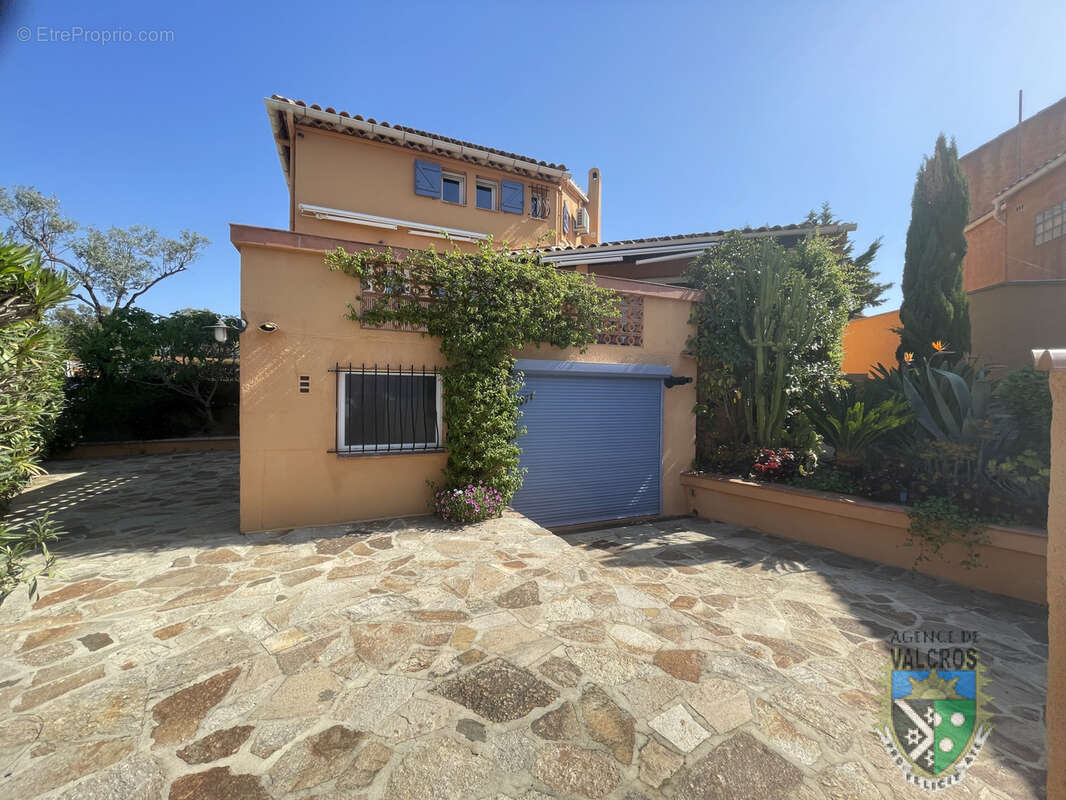 Maison à LA LONDE-LES-MAURES