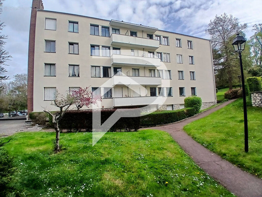 Appartement à LOUVECIENNES