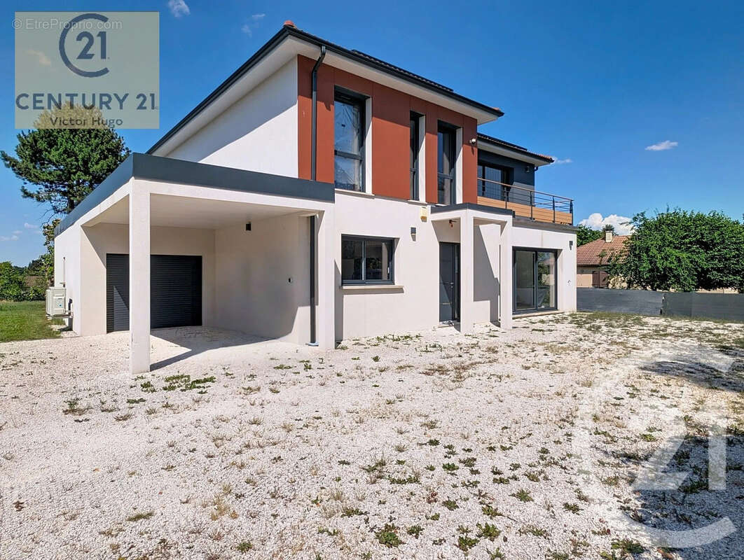 Maison 243 m² à Limoges  - photo 19