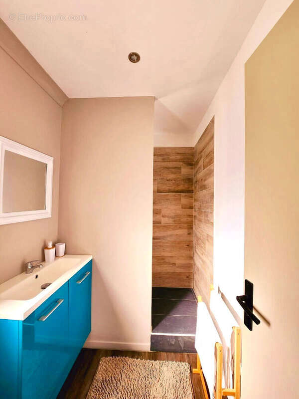 Maison à L'ISLE-SUR-LA-SORGUE