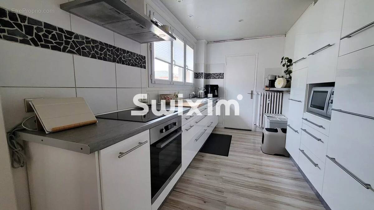Appartement à LONS-LE-SAUNIER