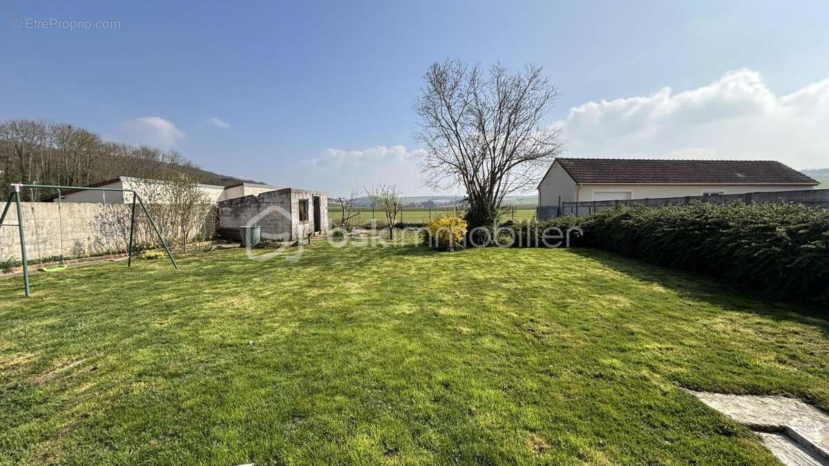 Maison à THEIL-SUR-VANNE