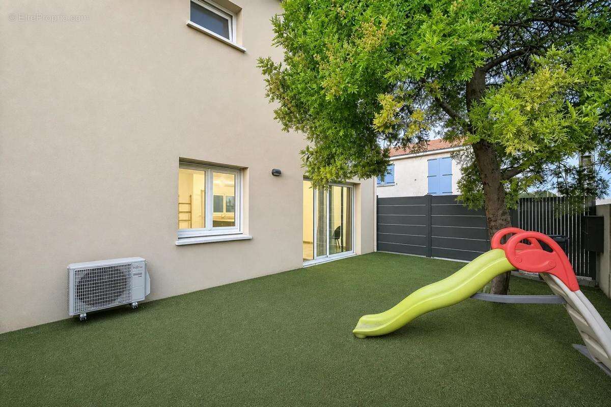 Maison récente avec jardin à Montélimar - photo 10