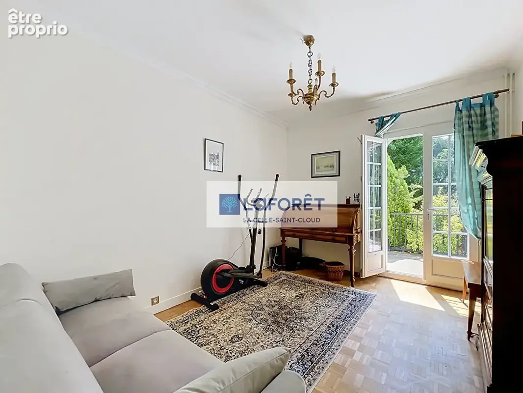 Versailles Glatigny - Maison familiale 7 pièce(s) 150 m2 sur 671m² de terrain - photo 10