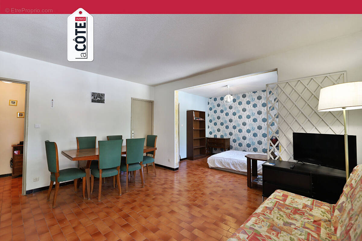 Appartement à CARRY-LE-ROUET