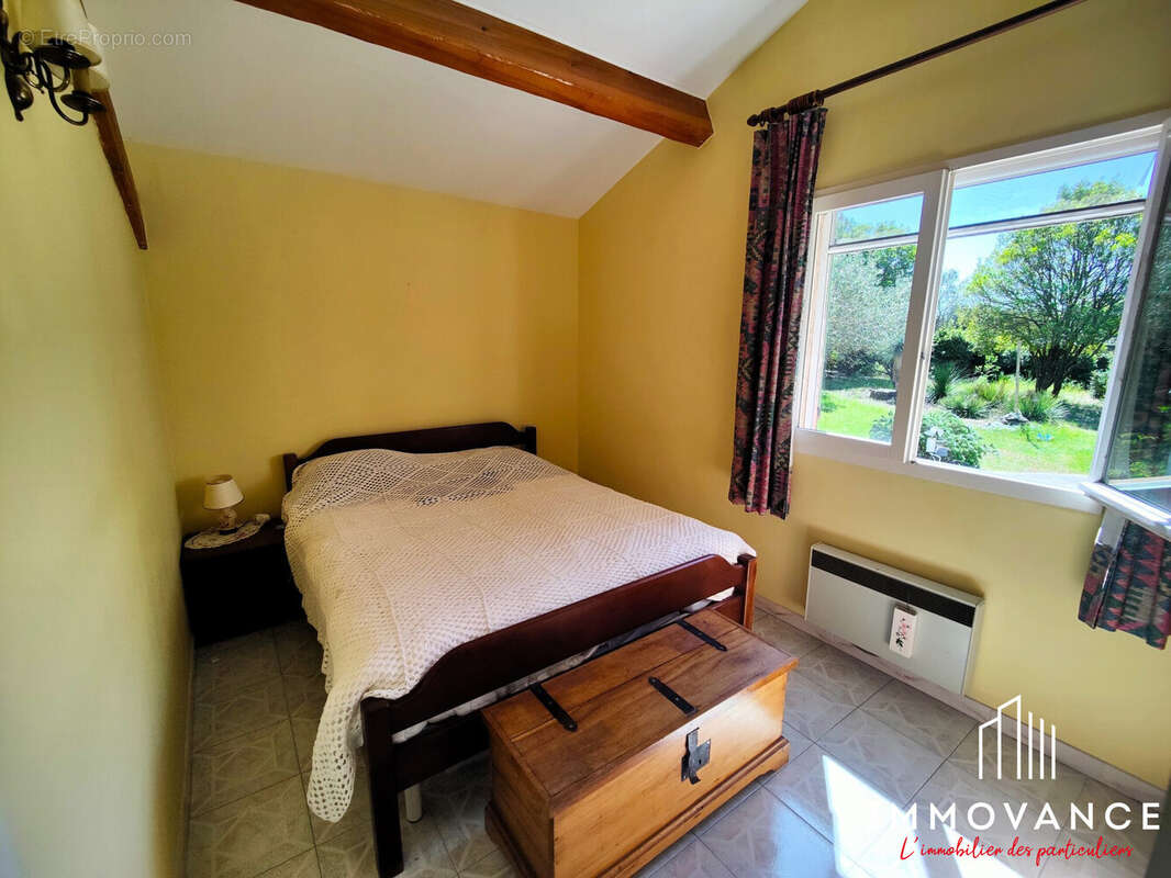 Maison à VIOLS-LE-FORT