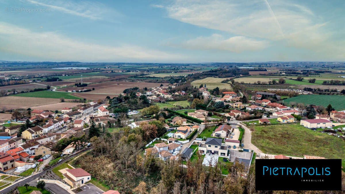 Commerce à EPINOUZE