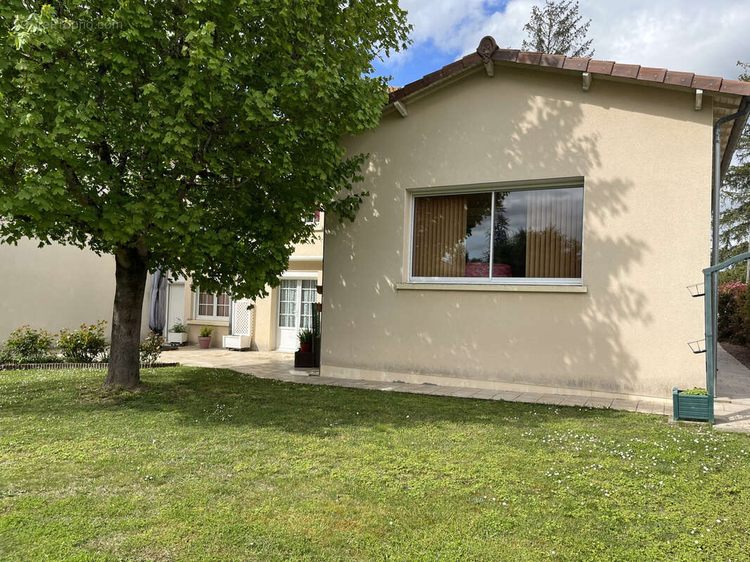 Belle maison f5 en bordure de vienne au calme - photo 15