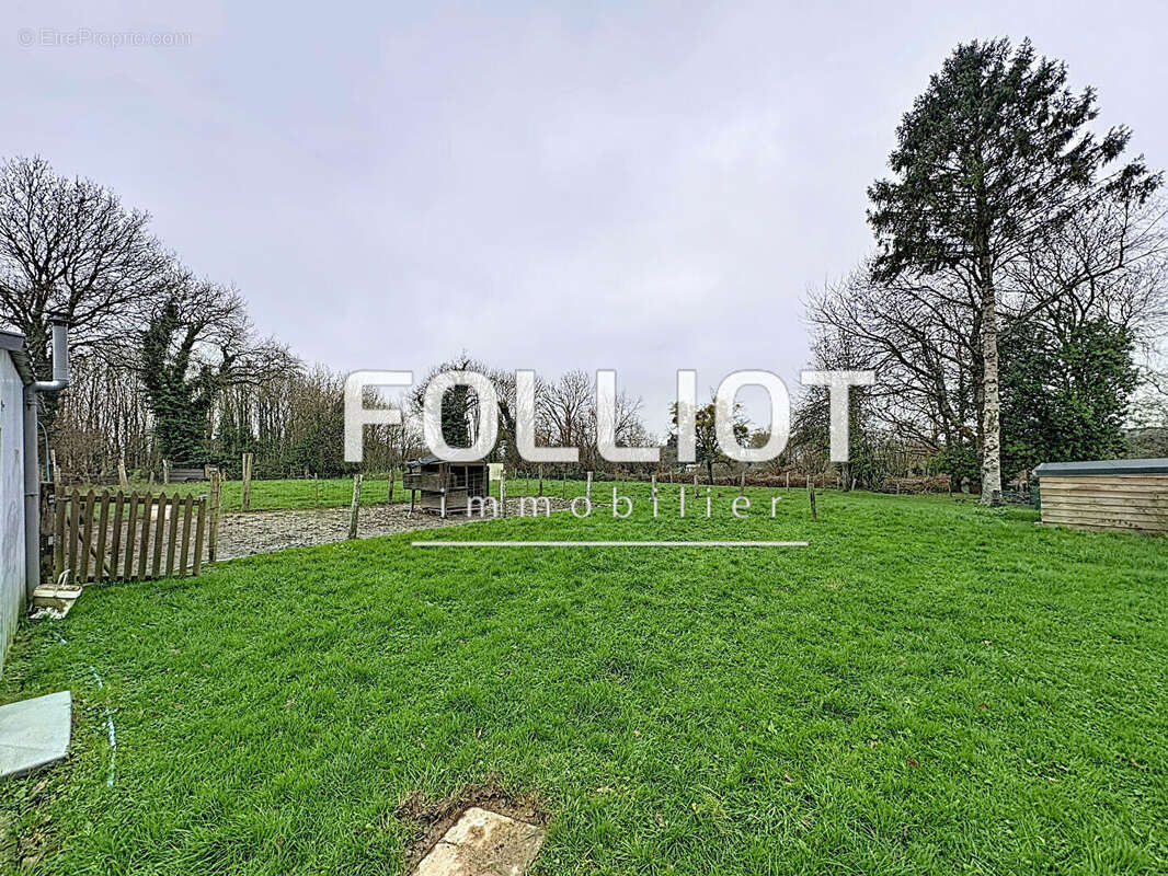 A VENDRE Maison avec grand terrain - photo 2