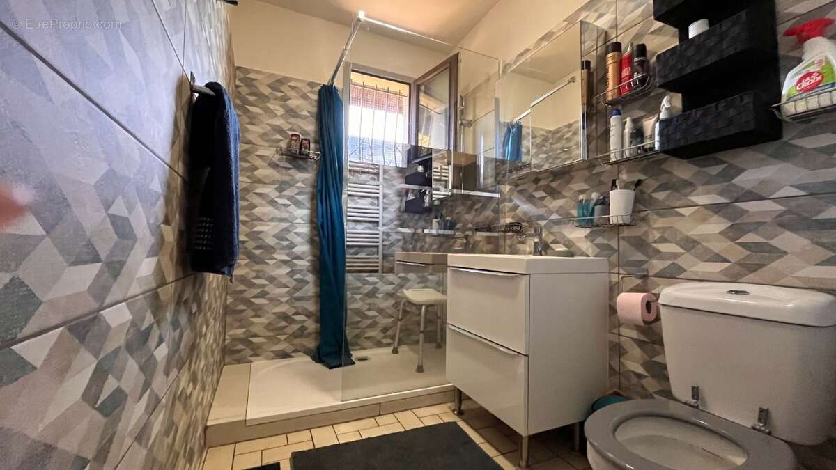 Maison à CRANVES-SALES