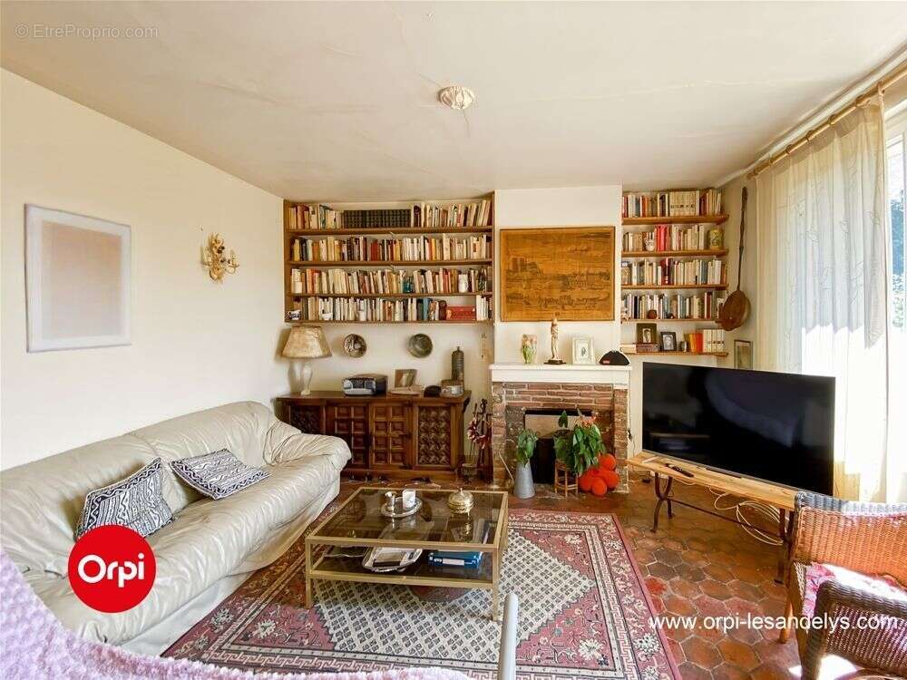 Maison ancienne   2 chambres + grange terrain 1908 m² - photo 8