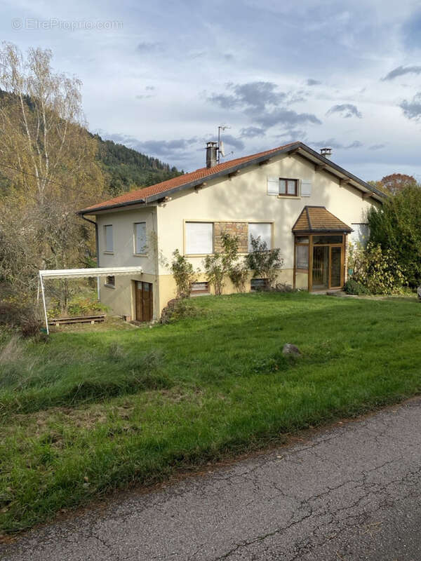 Maison à NAYEMONT-LES-FOSSES