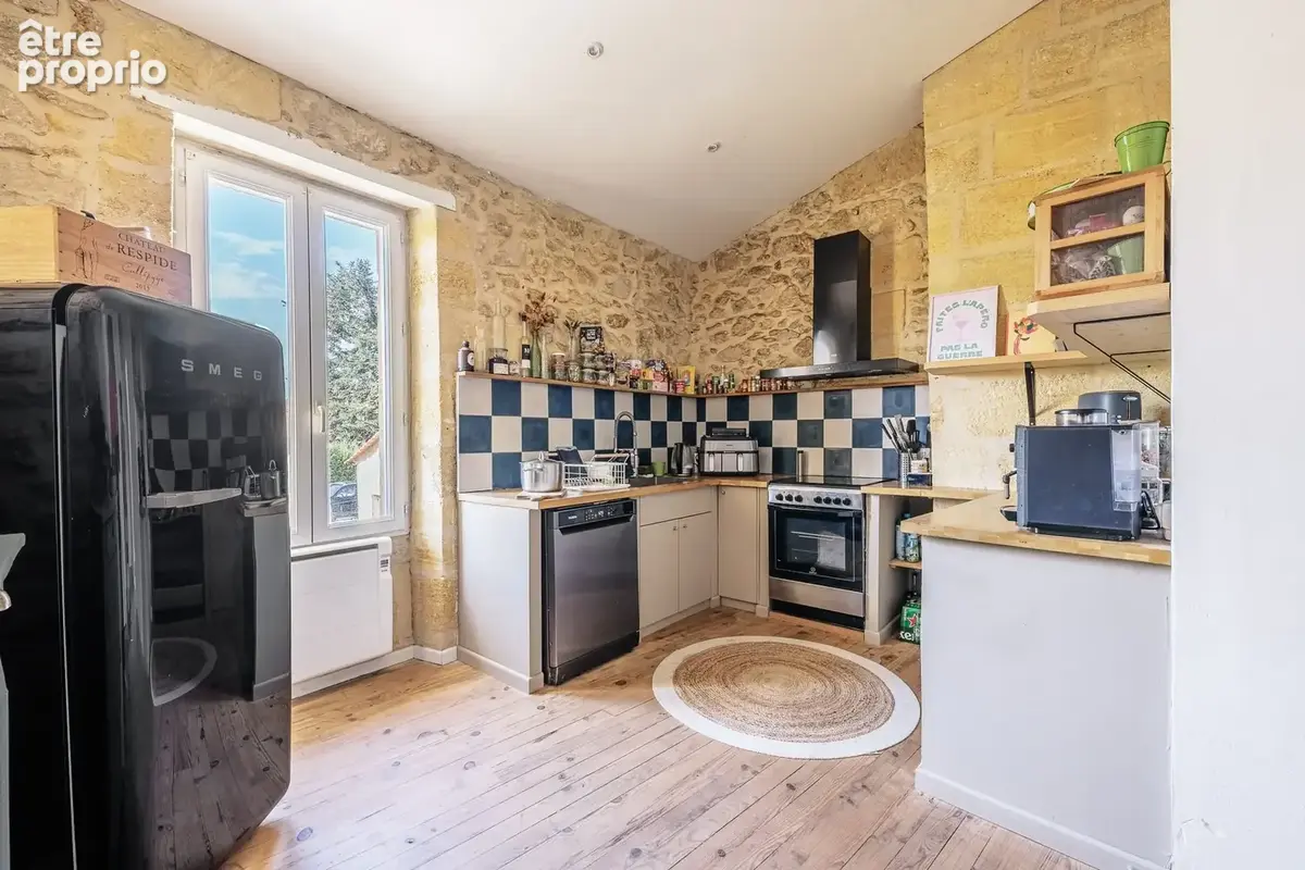 Maison 6 pièces 193 m² à vendre à Portets (33640) - photo 2