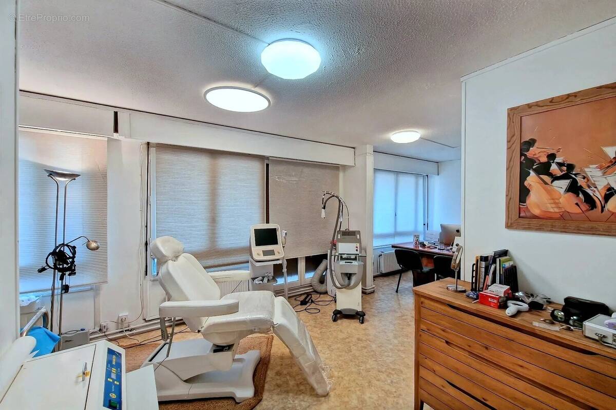 Commerce à NOISY-LE-SEC