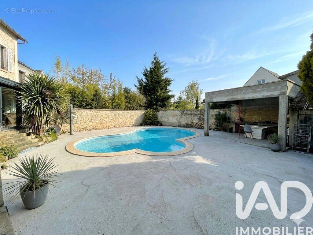 Photo 1 - Maison à MEZIERES-SUR-SEINE