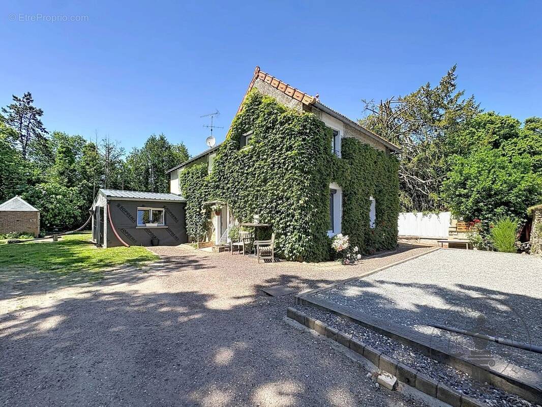 Maison à SAINVILLE