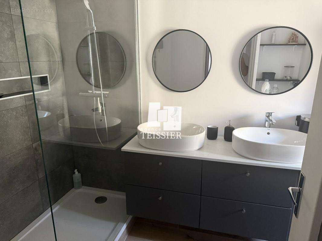 Appartement à LES VANS