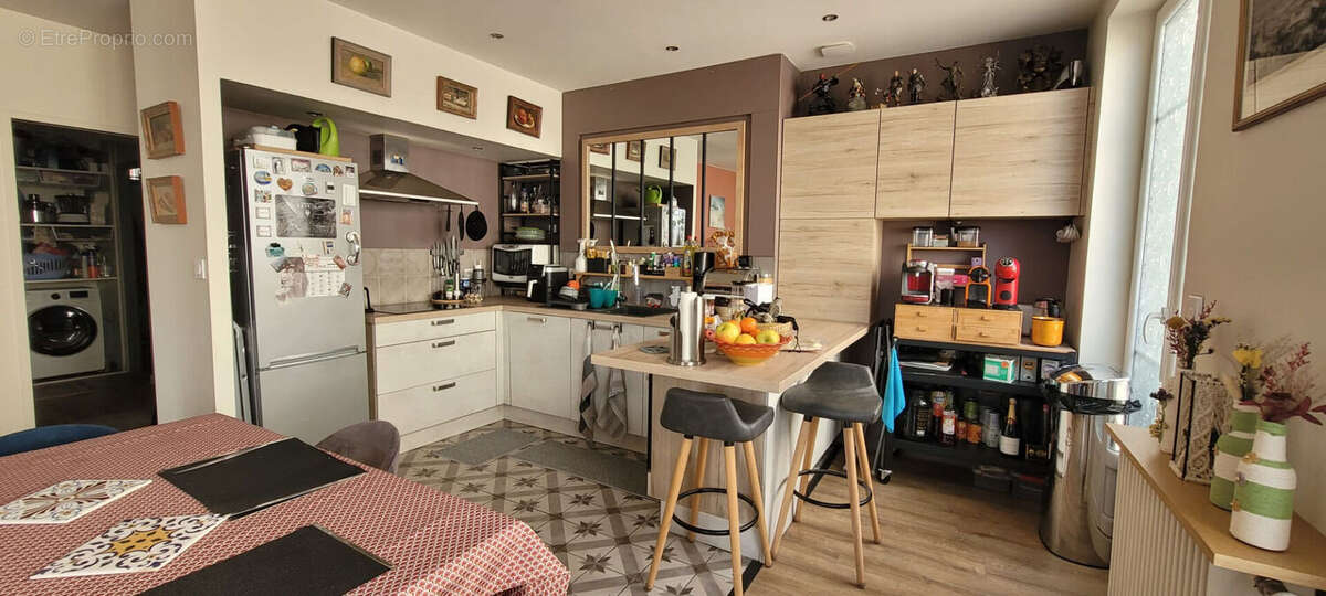 Appartement à SAINT-ETIENNE