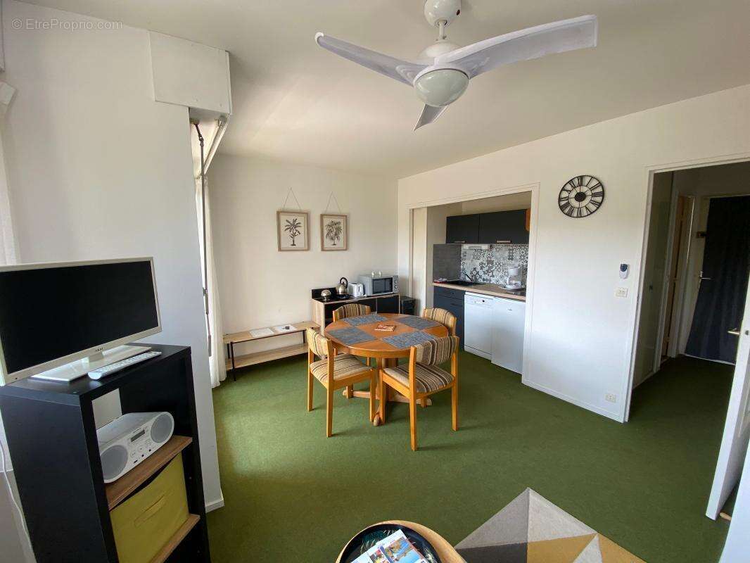 Appartement à LES MATHES