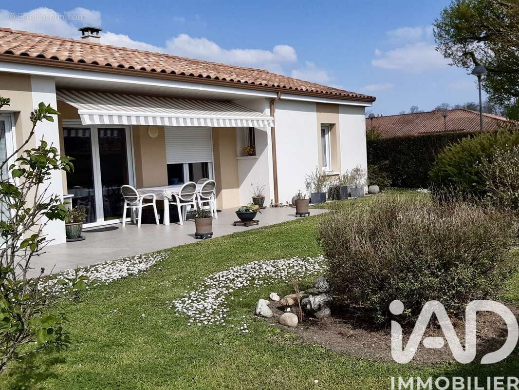 Photo 4 - Maison à IZON