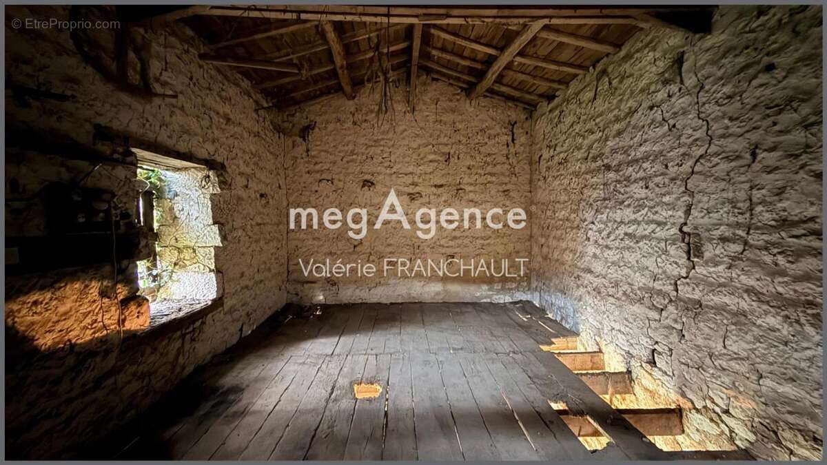 Maison à FONTENAY-LE-COMTE