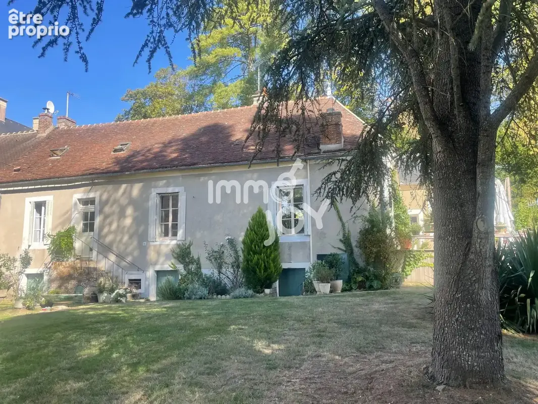 Perche en Nocé, maison de village rénovée avec dépendances sur 3695 m2 de jardin paysagé... - photo 3